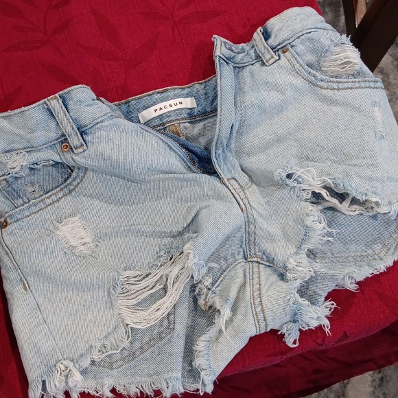 Jean shorts - Picture 1 of 2